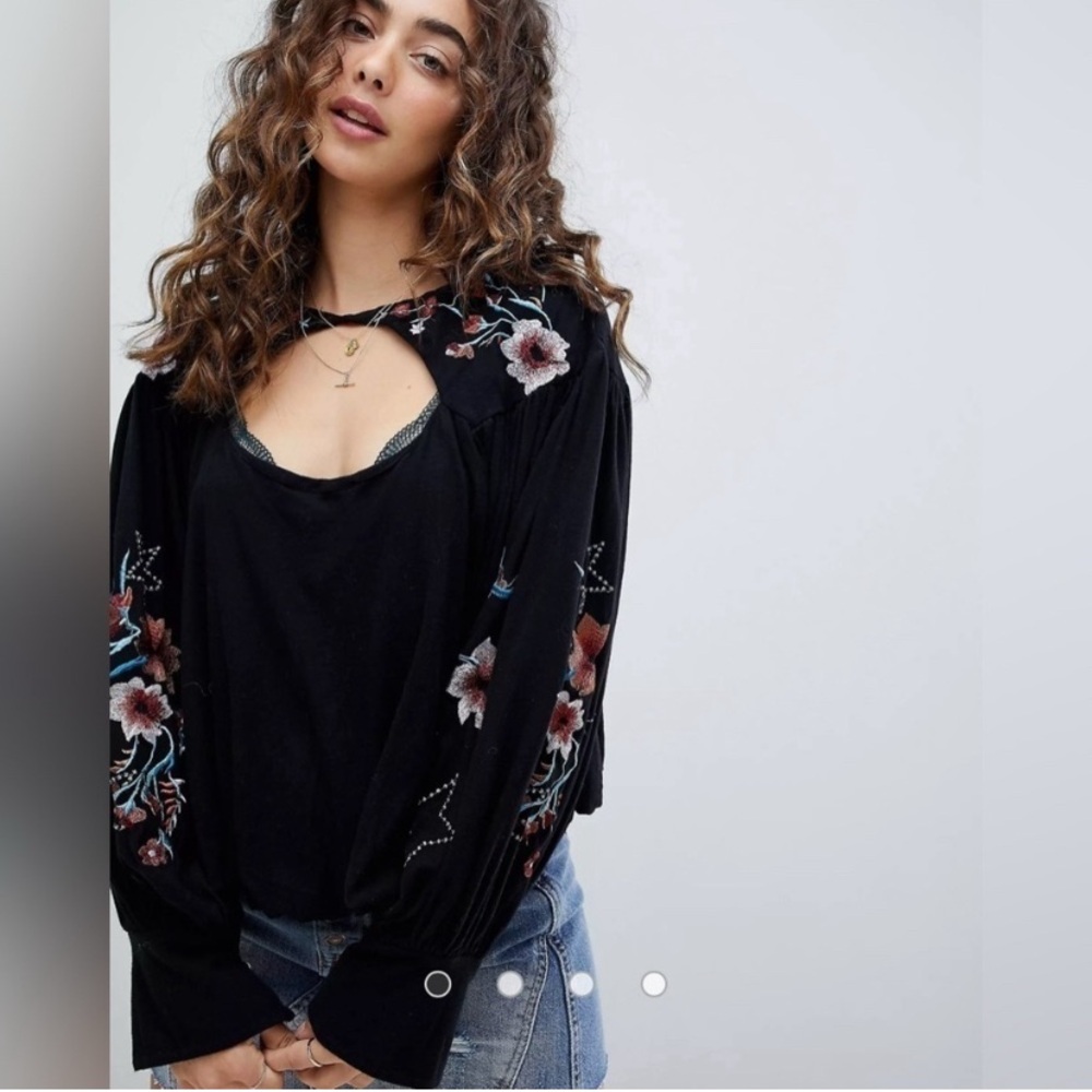 NWT FREE PEOPLE LITA EMBROIDERED FLORAL TOP WITH CUT OUTS BLACK‎ Boho Festival